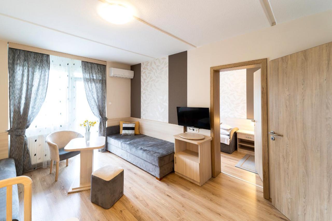 Napfeny Hotel زلاكاروس المظهر الخارجي الصورة
